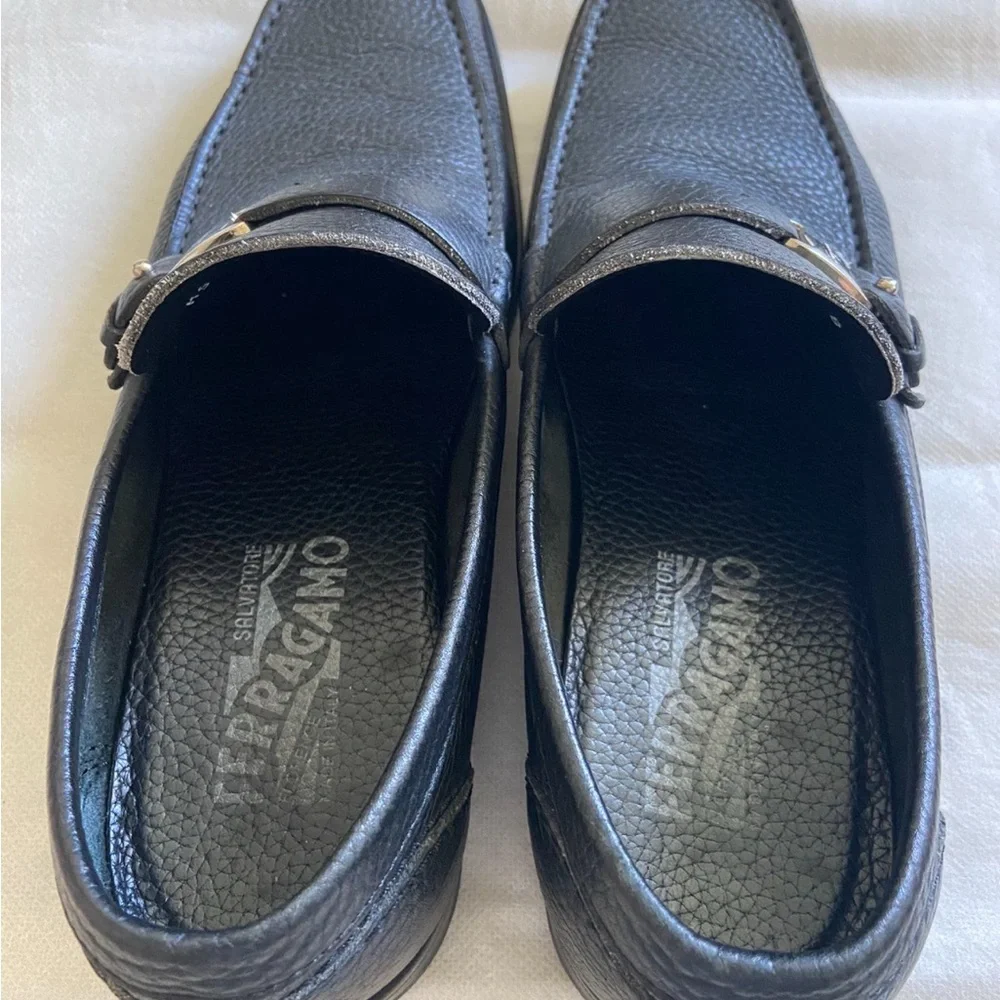 Salvatore Ferragamo Black Leather Men's Loafers - Picture 3 of 5